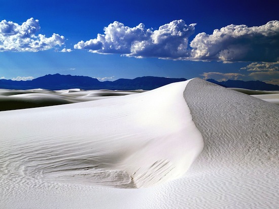 Найбільша гіпсова пустеля - Білі піски, США