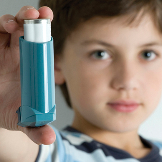 Бронхіальна астма   є поширеним, потенційно важким хронічним захворюванням, яке в більшості випадків відповідає на ефективну терапію, спрямовану на контроль симптоматики і мінімізацію частоти і ризику розвитку загострень