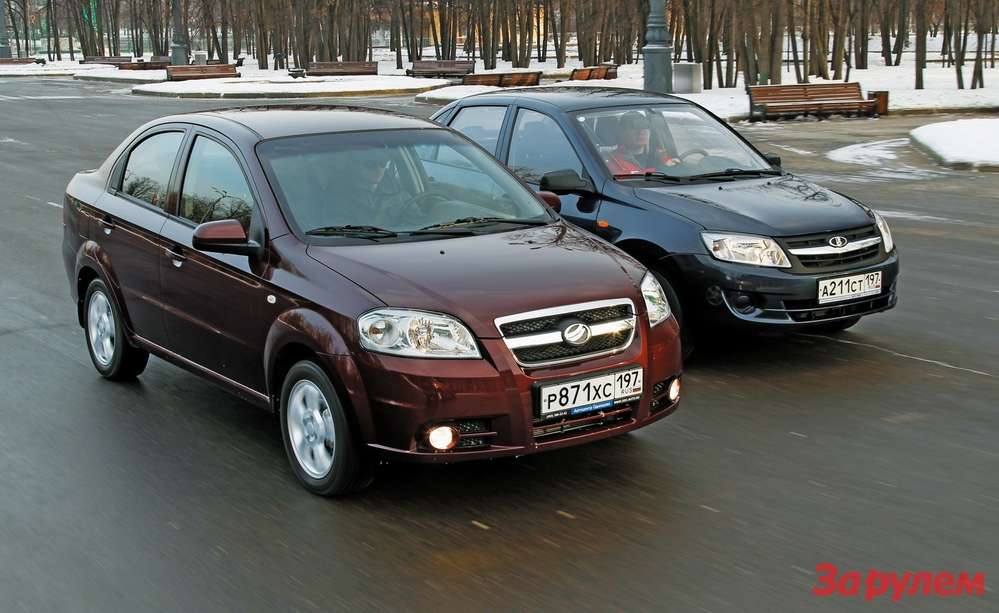 Нову версію своєї флагманської моделі ZAZ Vida - Pick-up український ЗАЗ представив на міжнародному Київському автосалоні SIA'2013