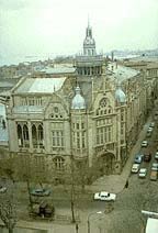 Фото:   Палац одружень     Колишня резиденція Мухтарова, яка бачила будівництво в Європі, і перебудувала його для дружини в Баку