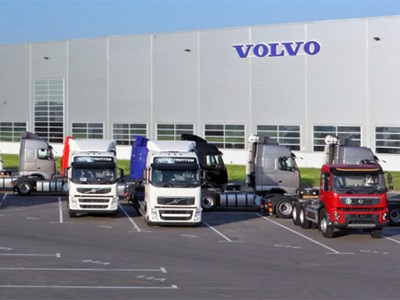 8 Вересня 2015   Російський офіс компанії   Volvo   Group повідомляє, що локальний випуск вантажних автомобілів в Калузі, який був загальмований в лютому через економічну кризи і різкого зниження попиту, відновиться до кінця 2015 року